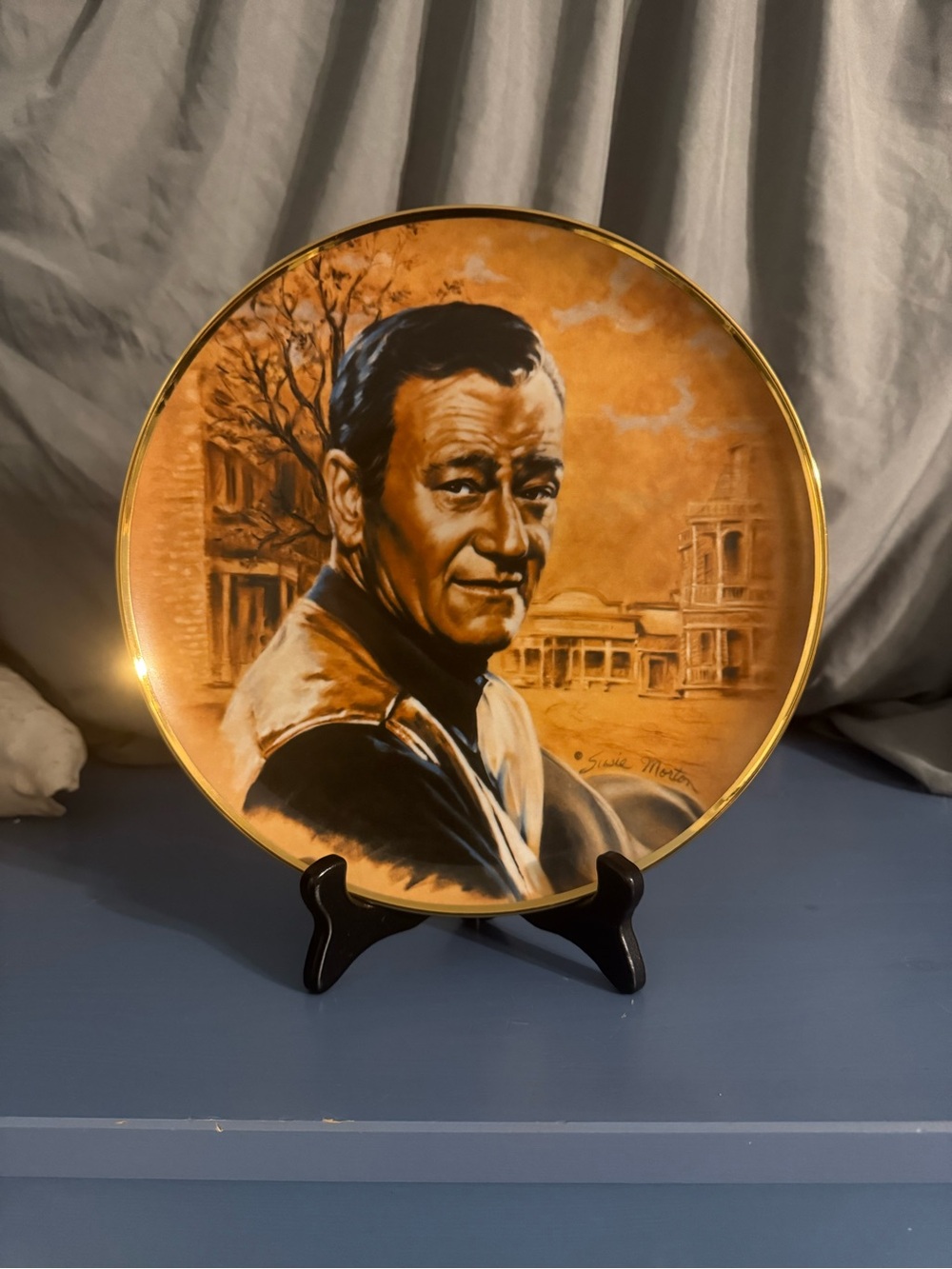 New In Box John Wayne "THE DUKE" Limited Edition Collectible Plate Susie Morton